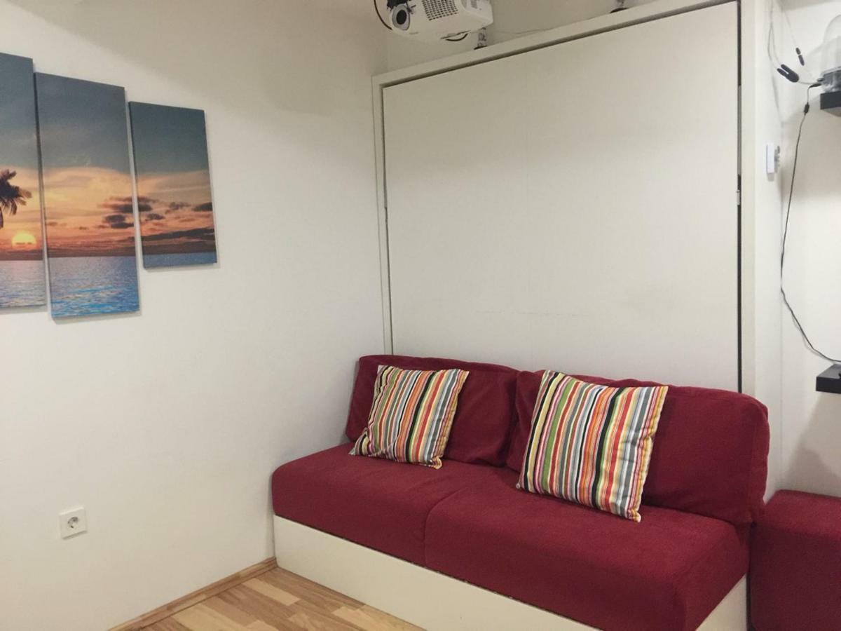 Apartment Red Square Ljubljana Ngoại thất bức ảnh