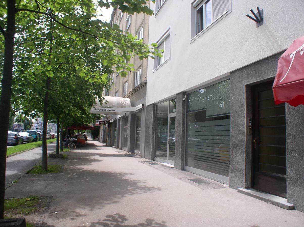 Apartment Red Square Ljubljana Ngoại thất bức ảnh